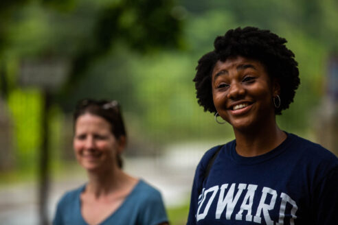 Barinaale Dube speaks to a group at Bull Run Mountains Preserve