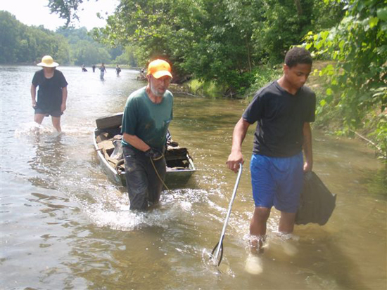volunteers on Conodoguinet Creek