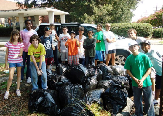 students at trash cleanup